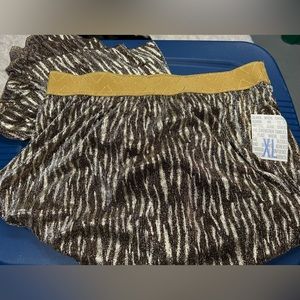 Vintage LuLaRoe elegant ankle length Lucy skirt. Size XL.  Seriously stunning!